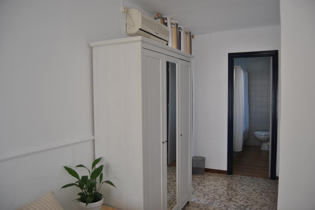 Hostal Puerto De Santa Maria El Puerto de Santa María Exteriér fotografie